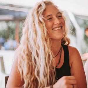 Meet your Posher, Lizzie